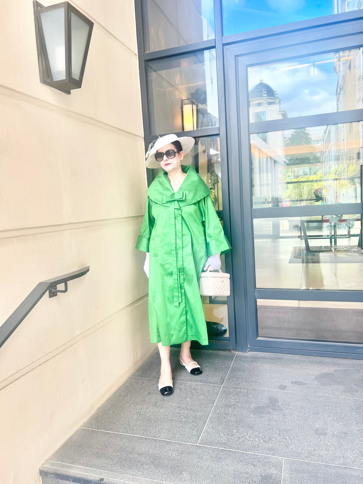 PRE-ORDER NEW: Stunning green dresscoat!