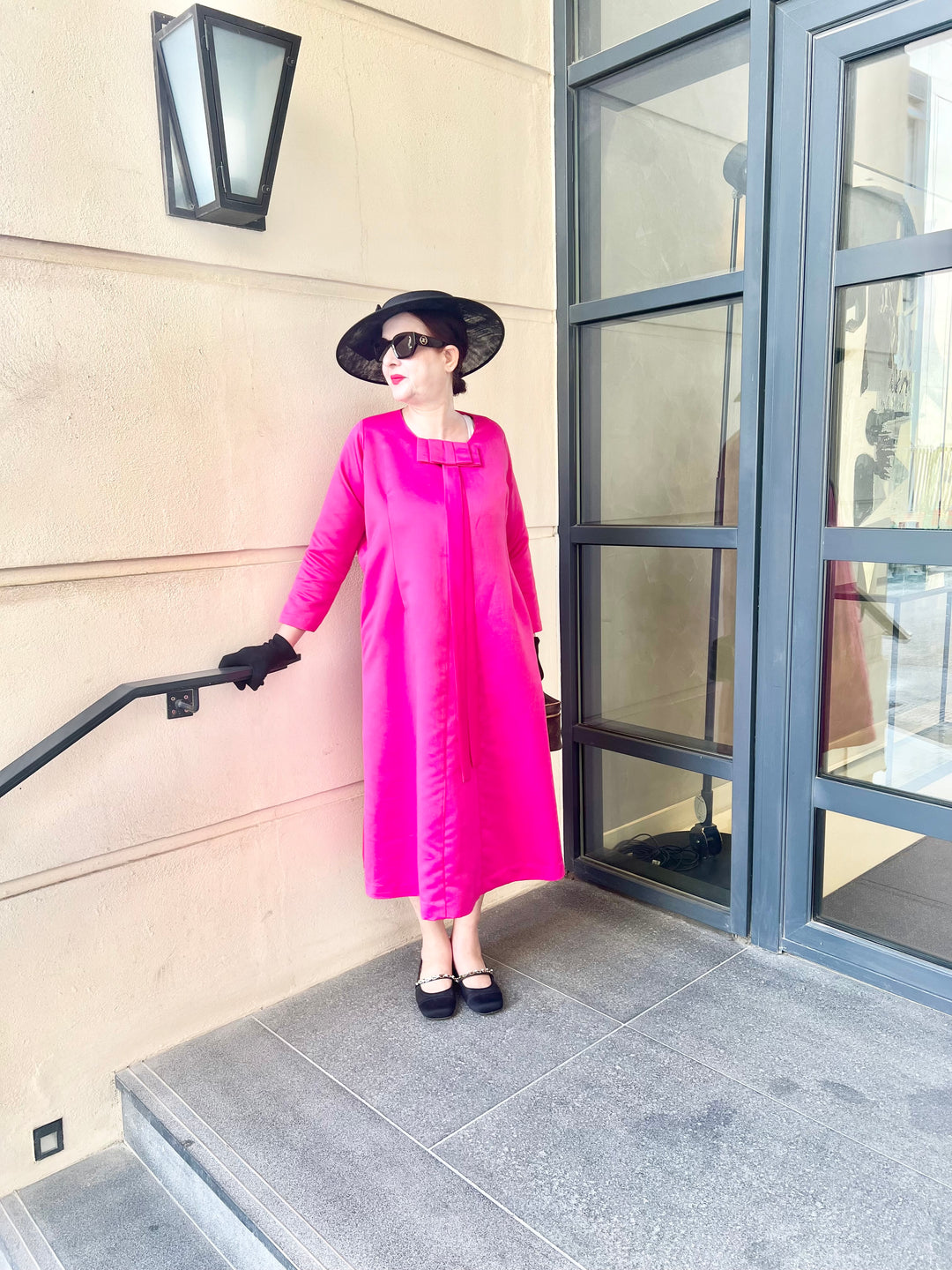 NOUVEAU PRÉCOMMANDE : Fabuleuse robe manteau en taffetas fuchsia ! 