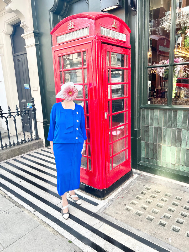 Stunning royal blue dress!