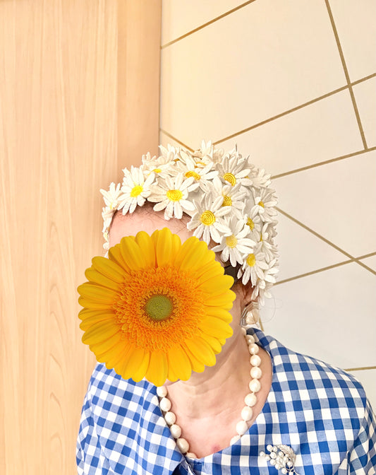 PRE-ORDER NEW: Cheerful Large Daisy flower hat!