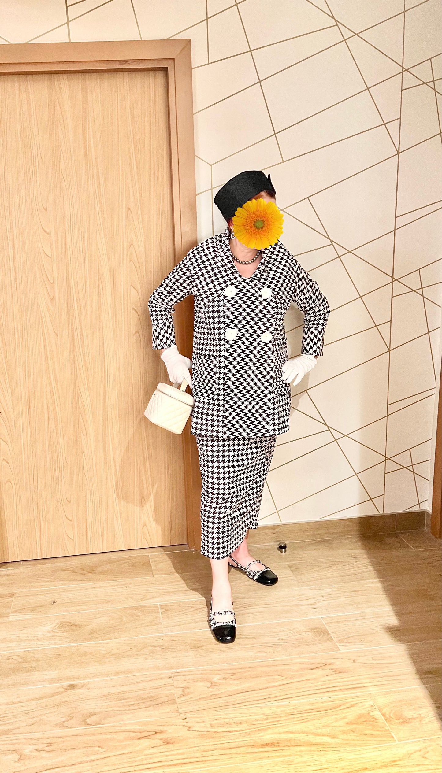 PRE-ORDER NEW: Houndstooth skirt suit!