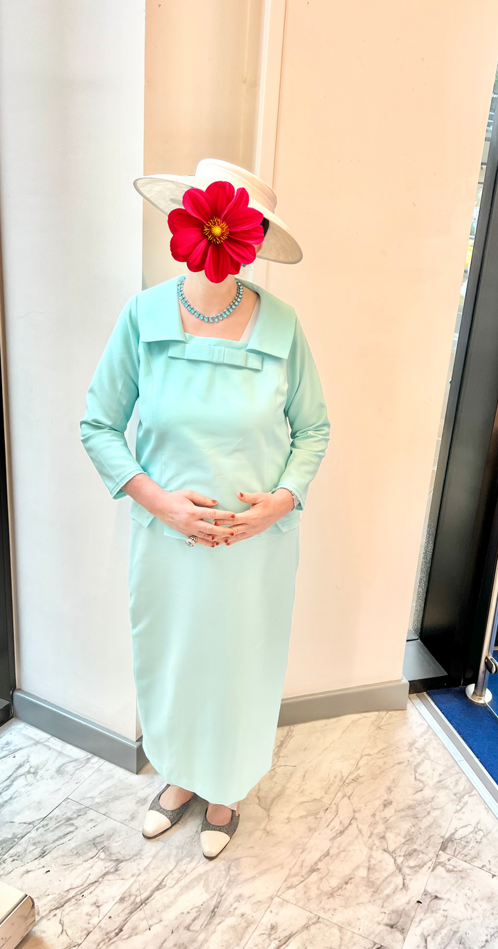 Perfect teal bows crepe skirt suit!