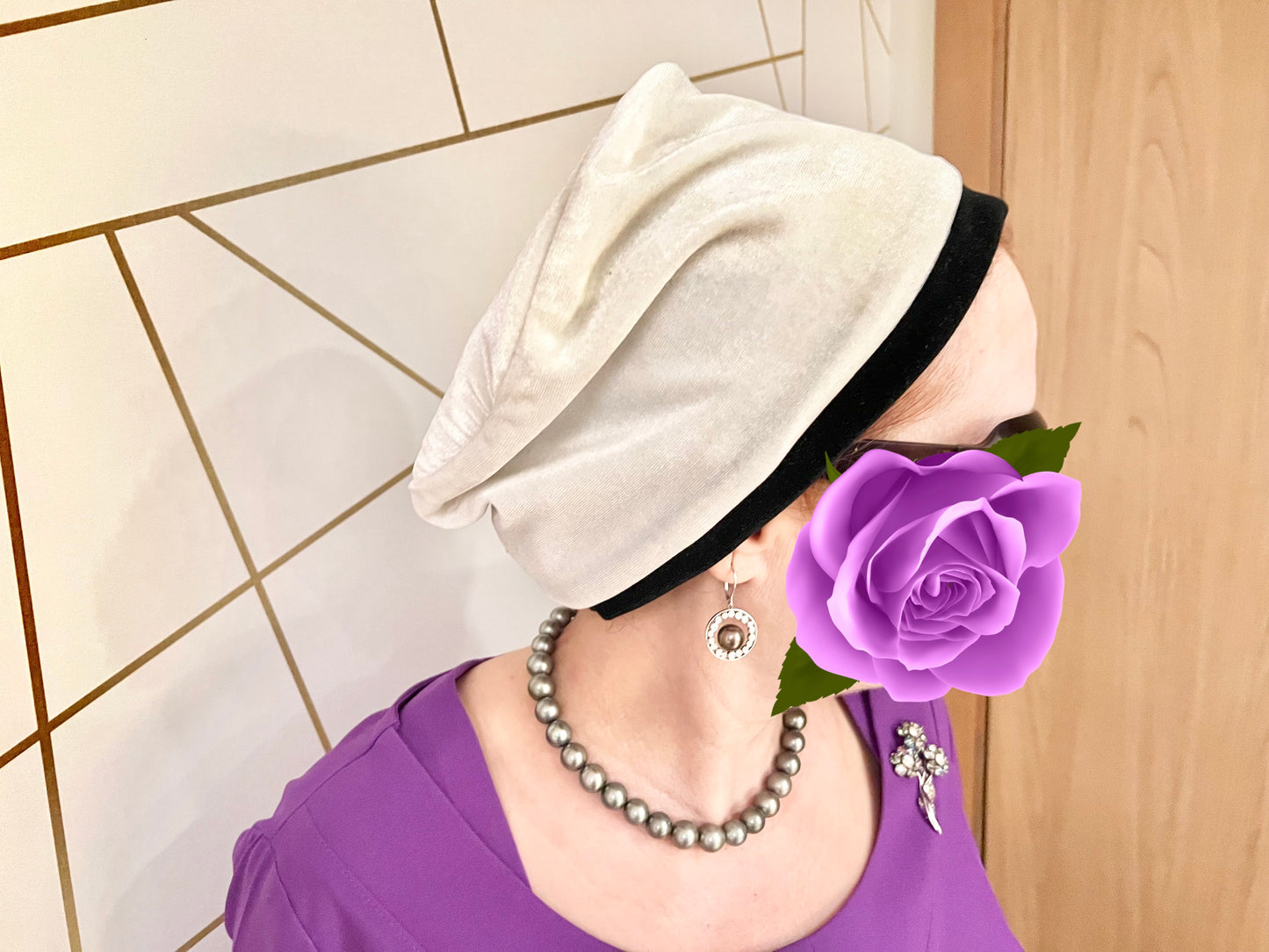 PRE-ORDER NEW: Extra-wide White velvet slouchy hat !